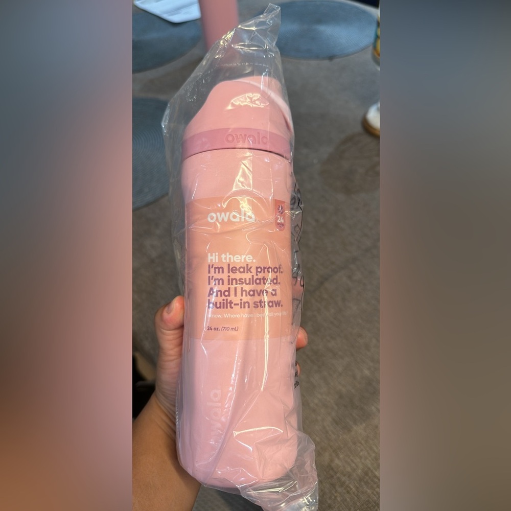 24oz Owala Rose Quartz